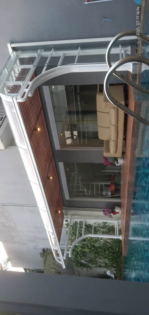 Pemasangan Rangka Baja Ringan Ruko Komersial 3 Lantai